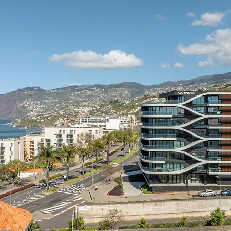 公寓 Oceanview Penthouse In 丰沙尔