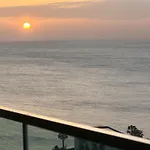 דירה Oceanview Penthouse In *