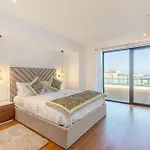 דירה Oceanview Penthouse In