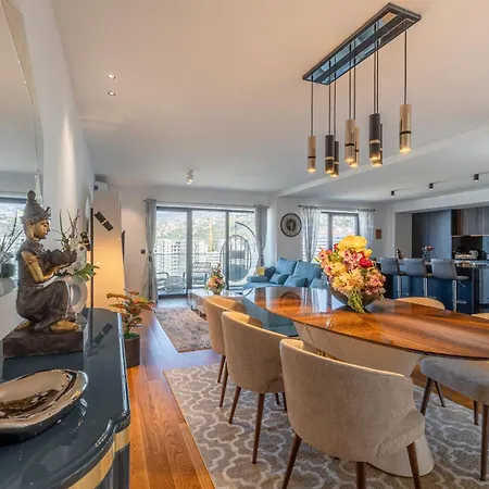 Lejlighed Oceanview Penthouse In *