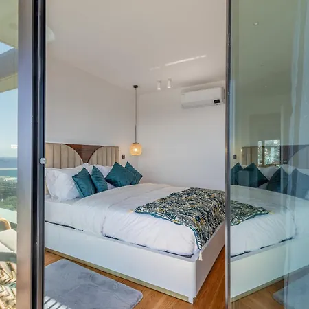 Oceanview Penthouse In Apartmán Funchal (Madeira)