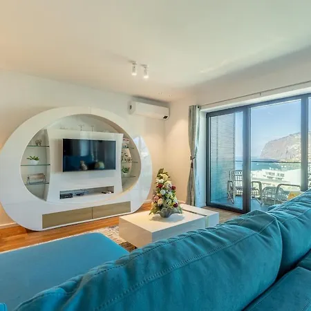 Oceanview Penthouse In *