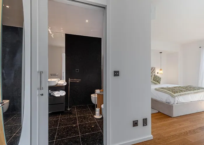 公寓 Oceanview Penthouse In