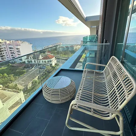 Oceanview Penthouse In Апартаменты Фуншал