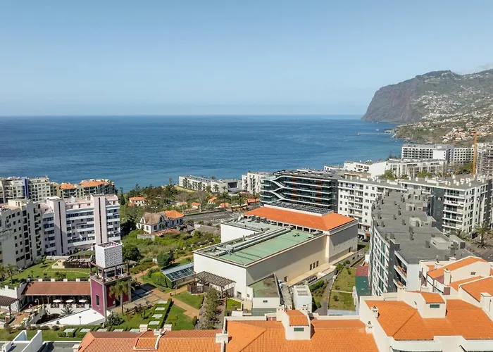 Oceanview Penthouse In * フンシャル