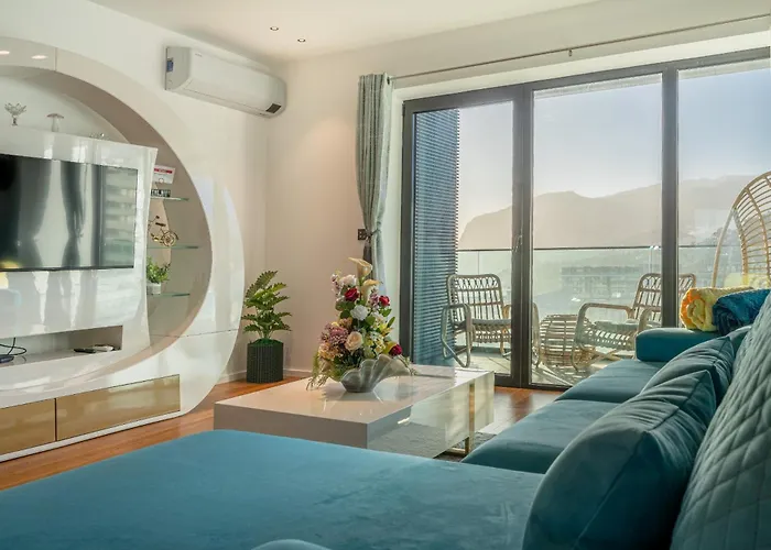 Oceanview Penthouse In *